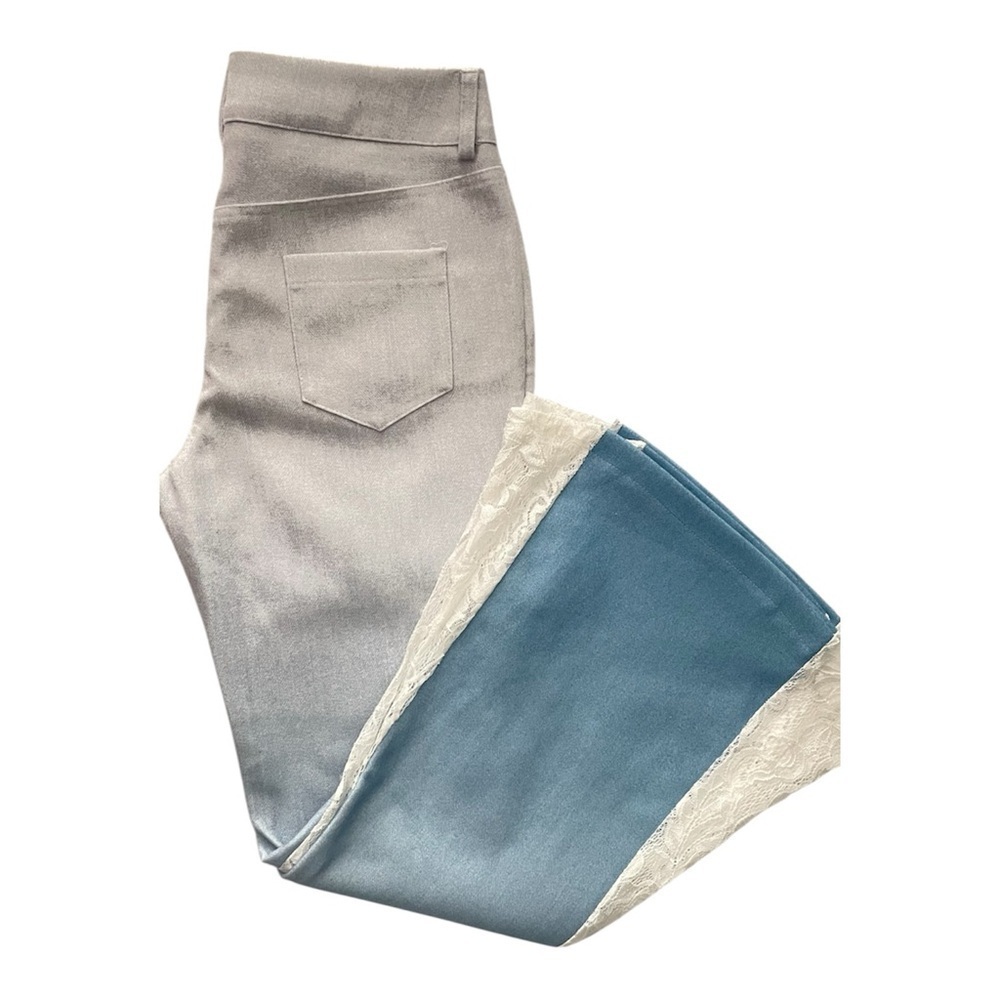 Regular waist, flared leg and Elegant Light Blue and Grey Flare Jeans Sz S - Picture 7 of 7